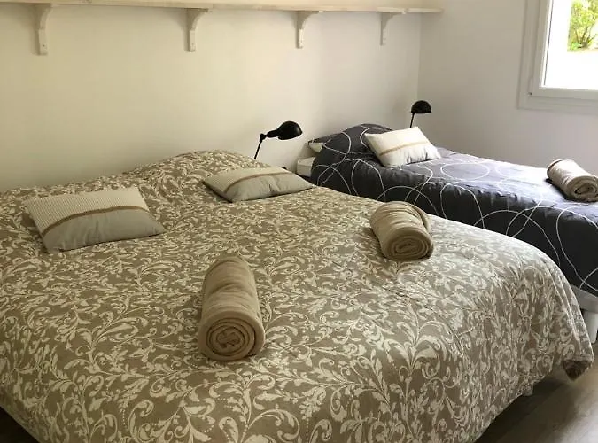 Les Valises Sur Le Sable, 50m De La Plage, Parking Courseulles-sur-Mer